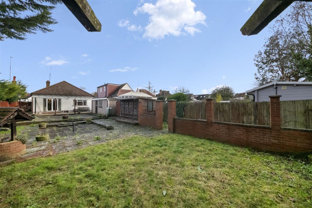 Property photo 3 of 12