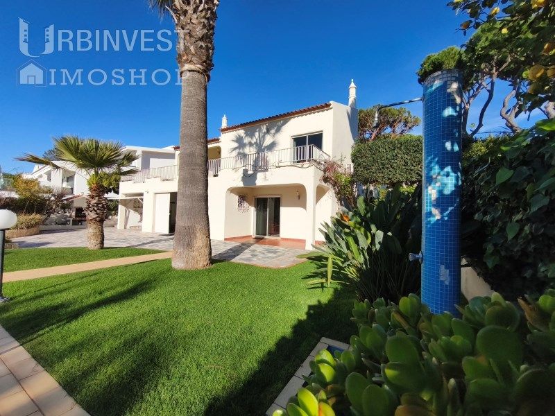 Property photo 2 of 61