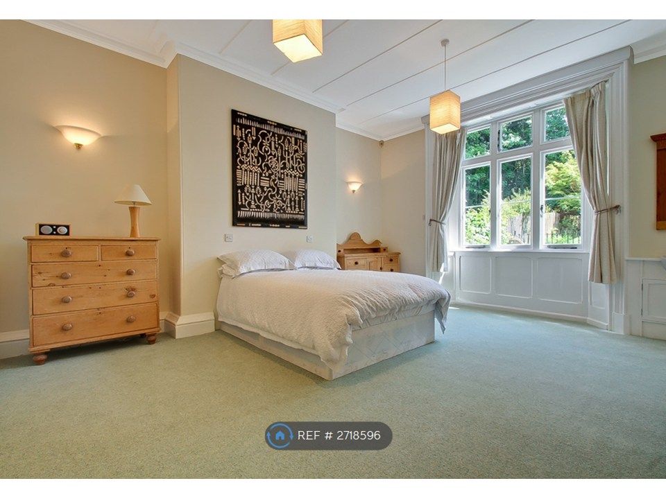 Property photo 3 of 19 Main Bedroom