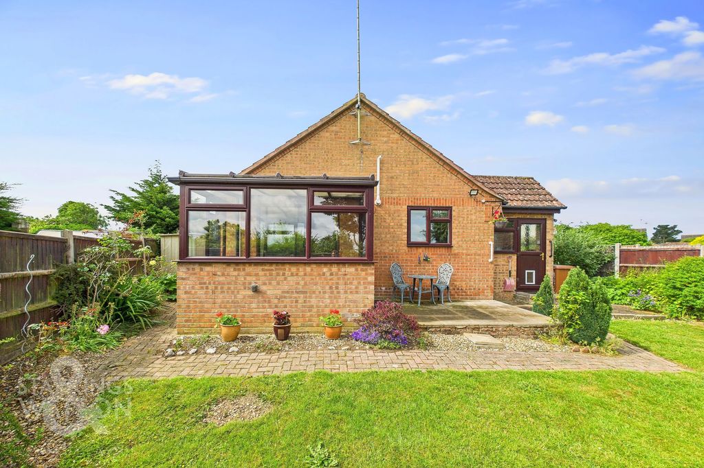 Property photo 1 of 22