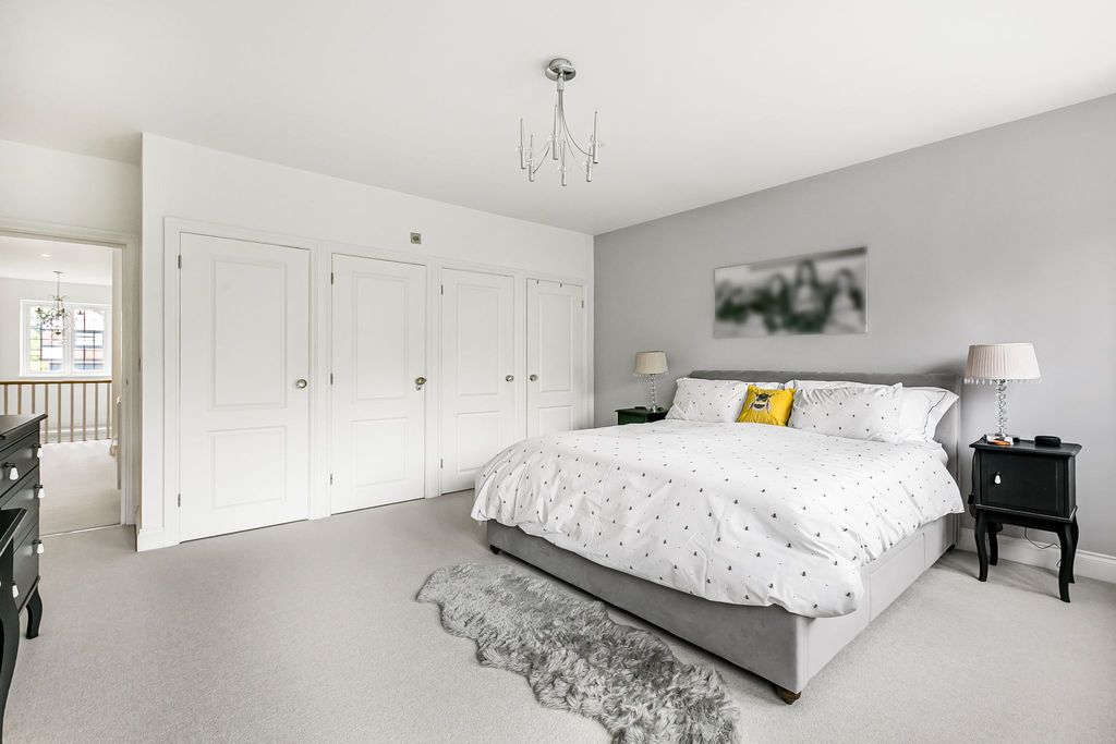 Additional image 15 of 5 bed detached house for saleGeorges Wood Road, Brookmans Park, Hatfield AL9