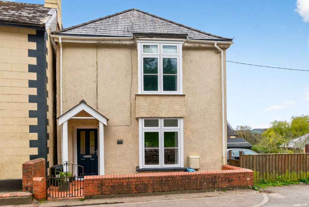 Property photo 1 of 19