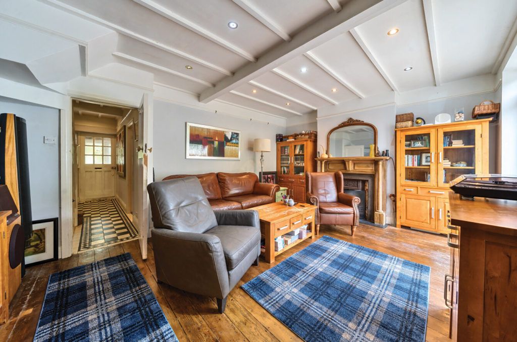 Property photo 3 of 17