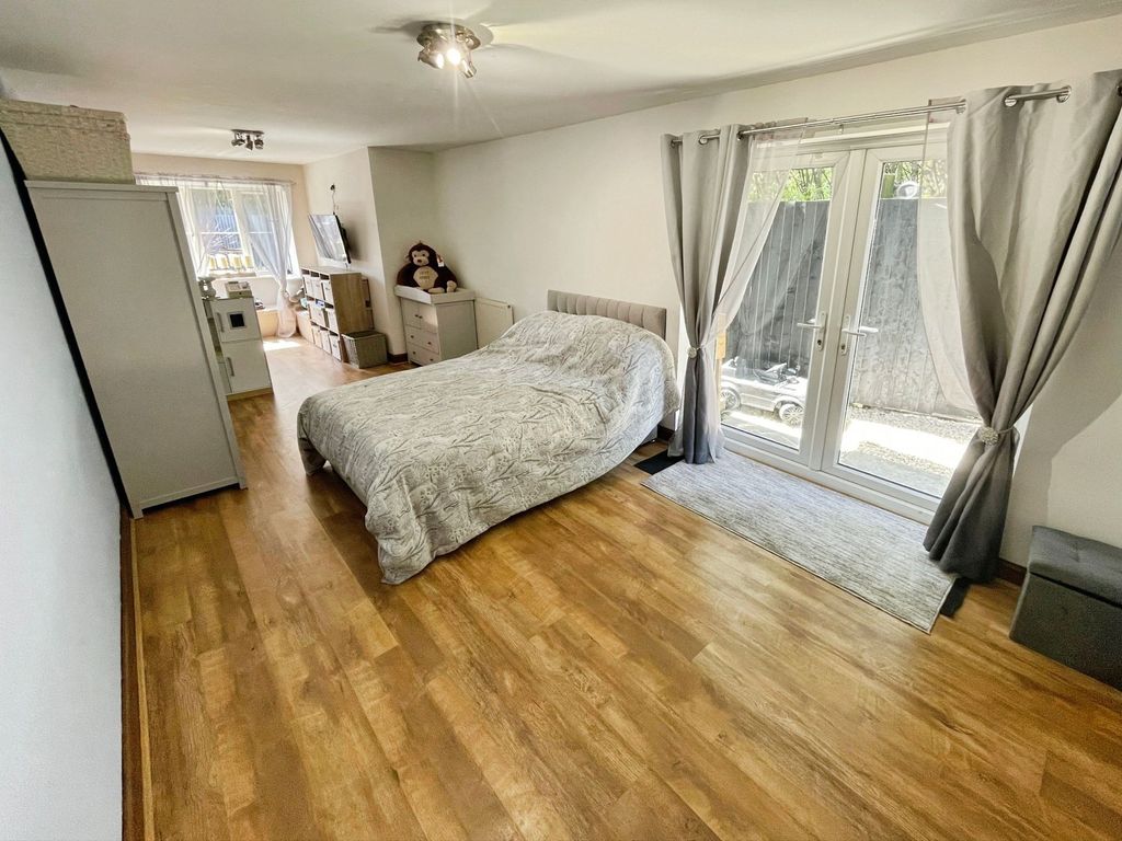 Additional image 6 of 6 bed detached house for saleLlys Eglwys, Bridgend CF31
