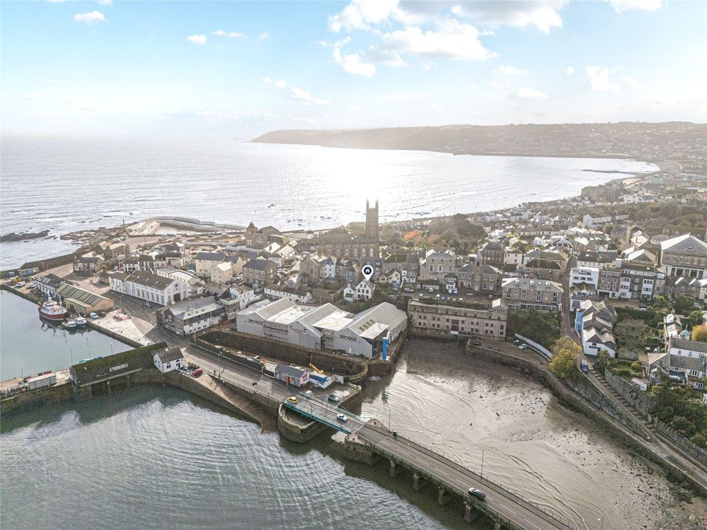 Additional image 13 of 3 bed semi-detached house for saleChapel Street, Penzance, Cornwall TR18