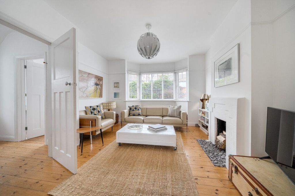 Property photo 2 of 25 Picture No. 22