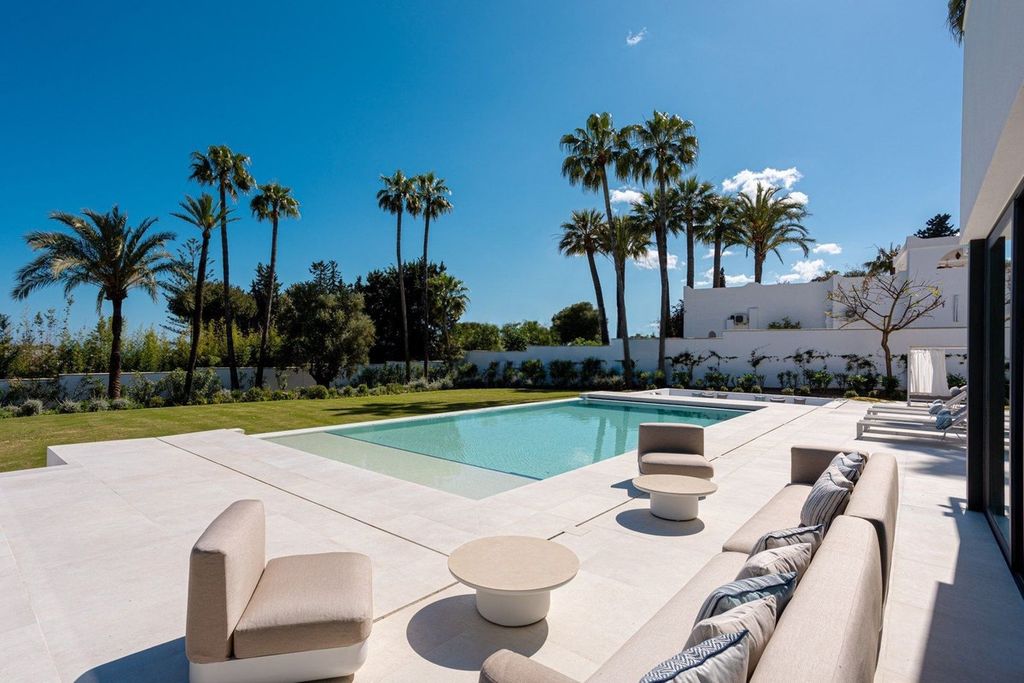 Property photo 3 of 39