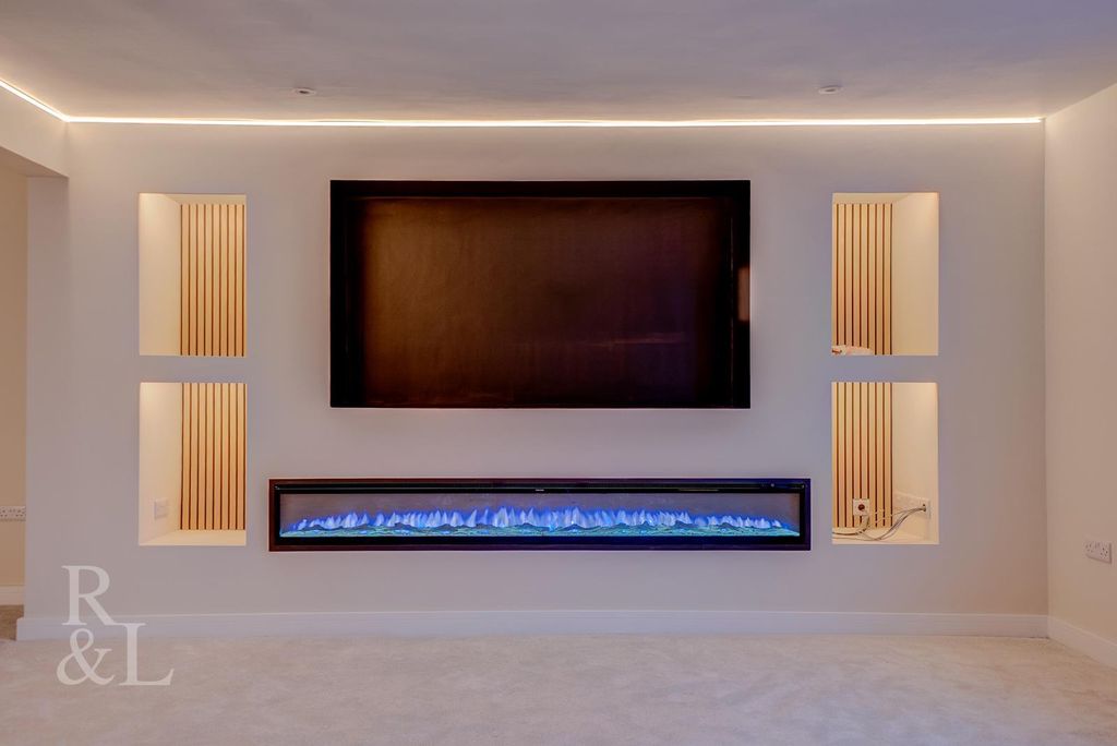 Property photo 2 of 37 Batched  (55).Jpg