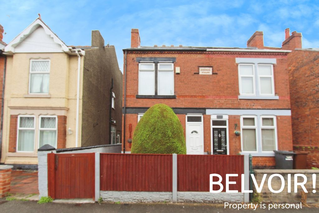 Property photo 1 of 12