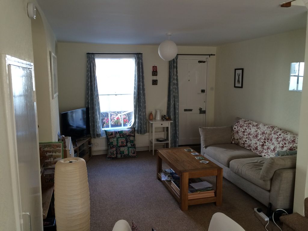 Property photo 2 of 7