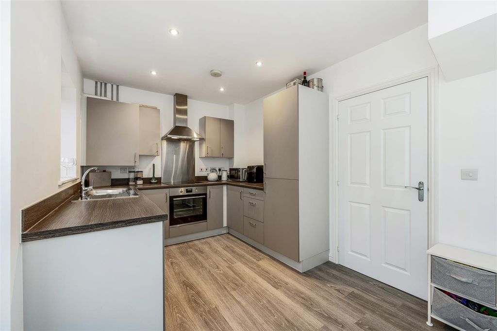 Property photo 2 of 24 Sketch_Ph1_6356145.Jpg