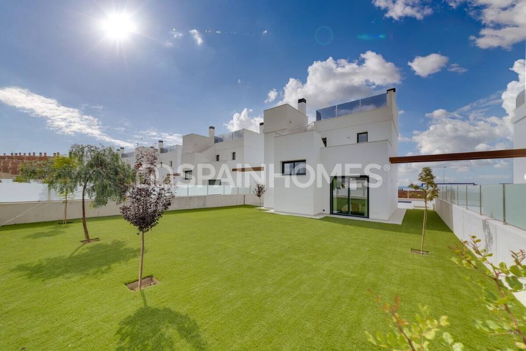 Property photo 2 of 24