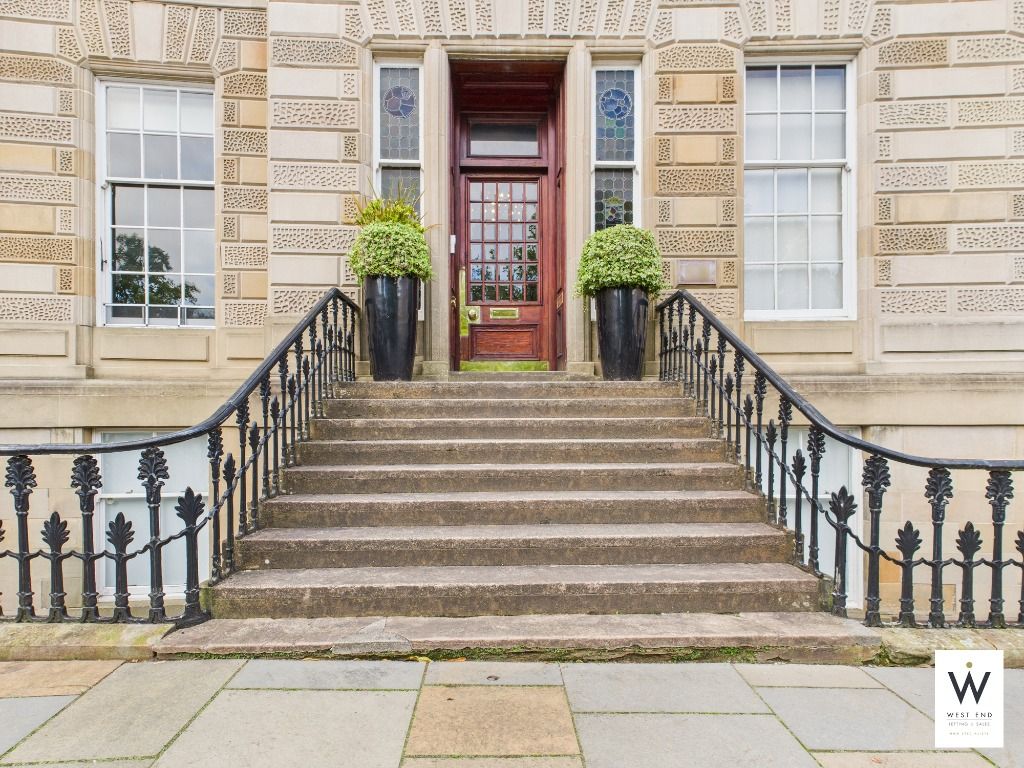 Property photo 1 of 34