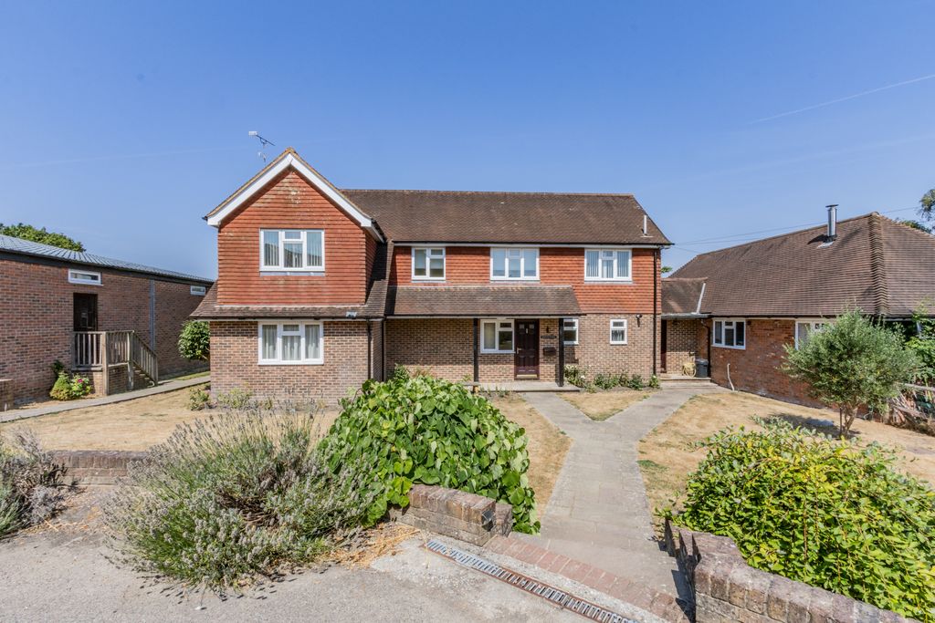 Property photo 1 of 9 Img_3099