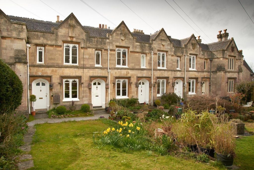 Property photo 1 of 9