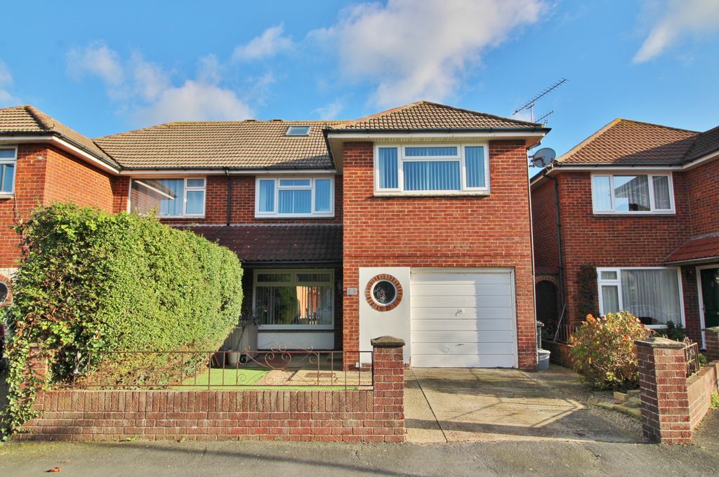 Property photo 1 of 22