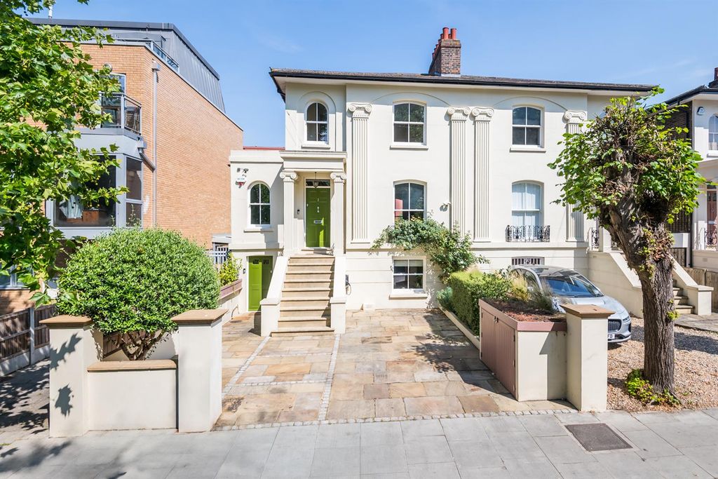 Property photo 1 of 45 1 Glangall Road-49.Jpg