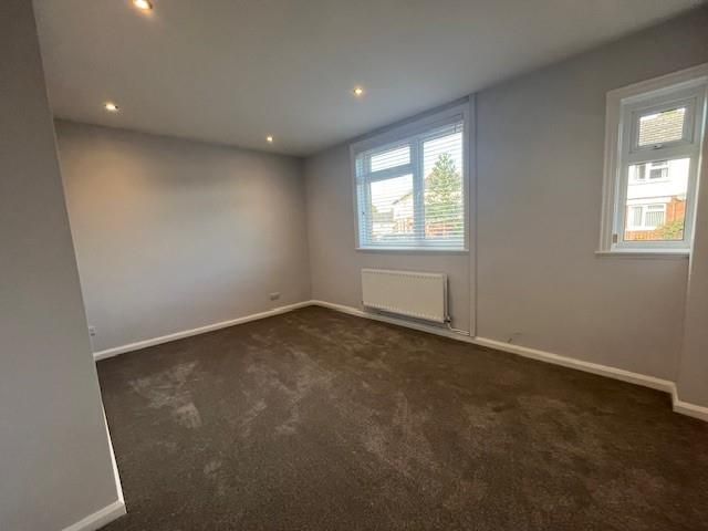 Property photo 3 of 7 Lounge 2.Jpg