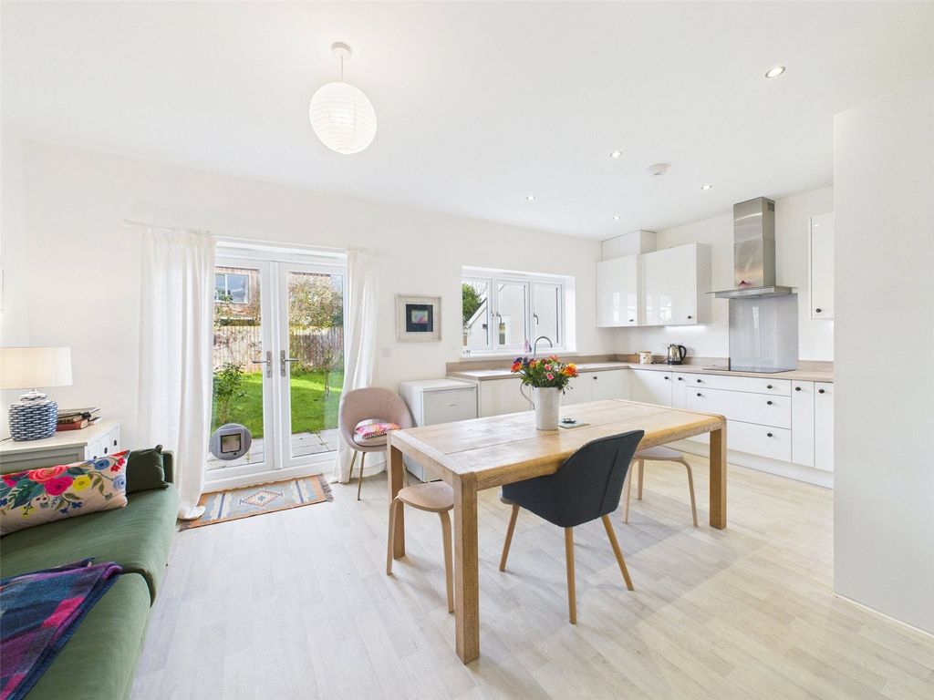 Property photo 3 of 17 Picture No. 04