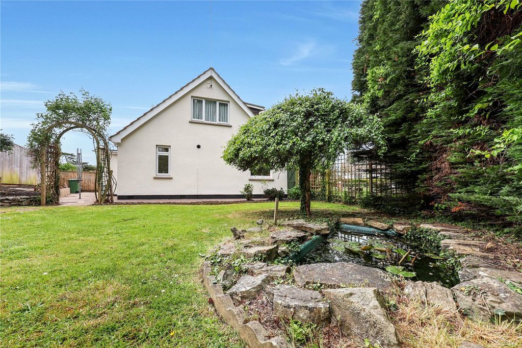 Property photo 2 of 22 Picture No. 16
