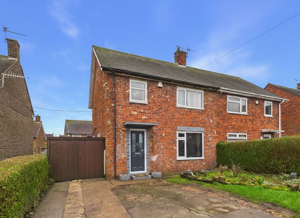 Property photo 1 of 12 Front