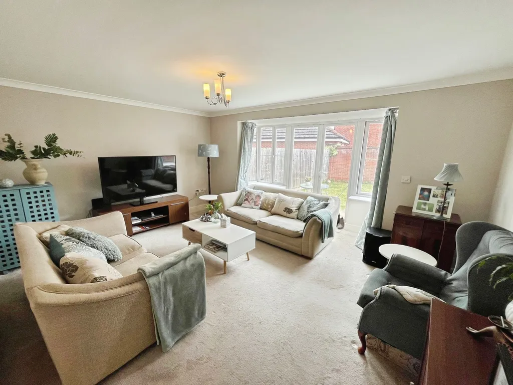 House in Leicester - View 6