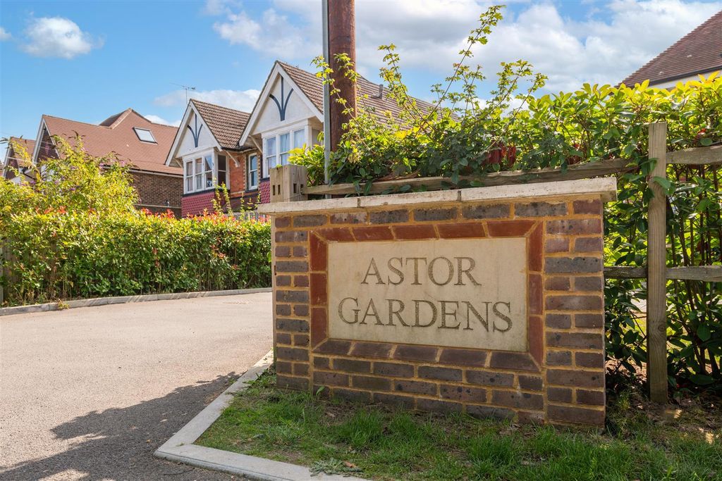 Property photo 2 of 15 Picture No. 06