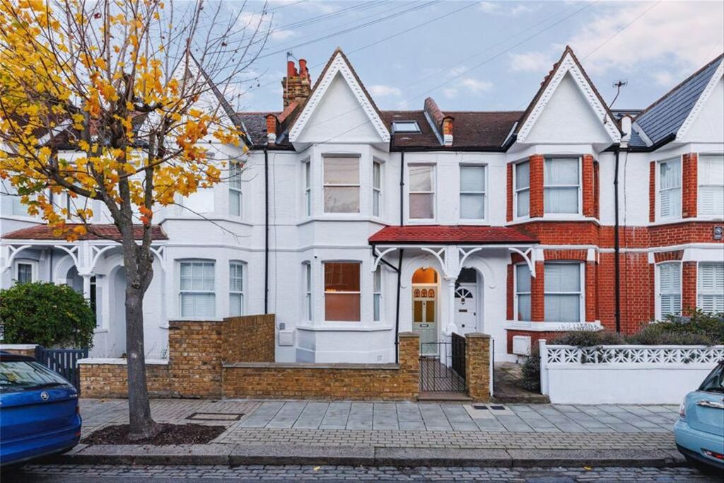 Property photo 1 of 12