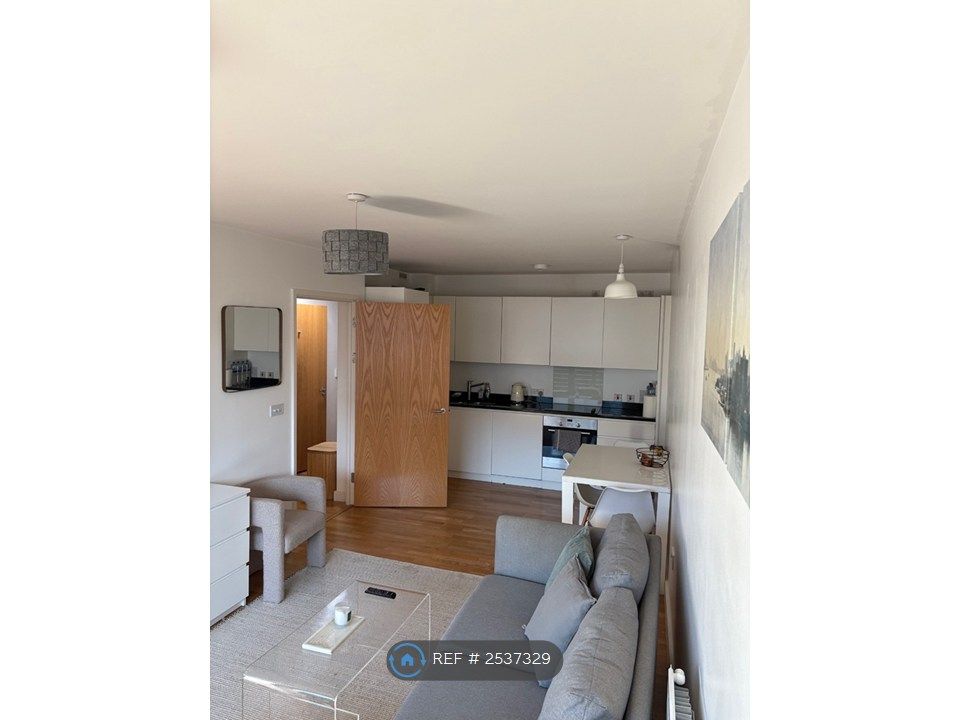 Property photo 3 of 8