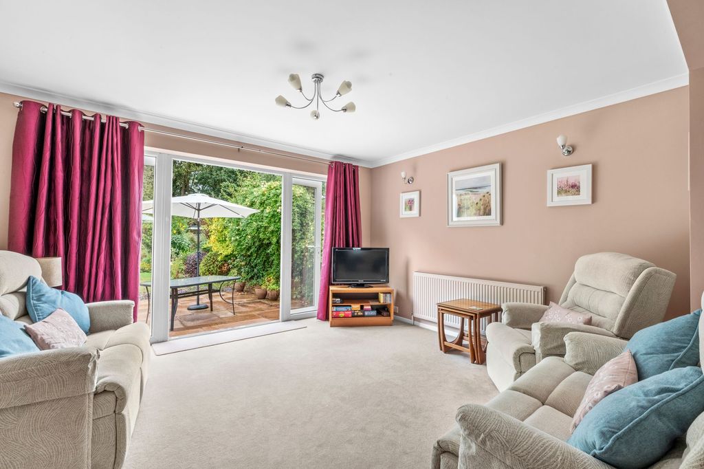 Property photo 2 of 17