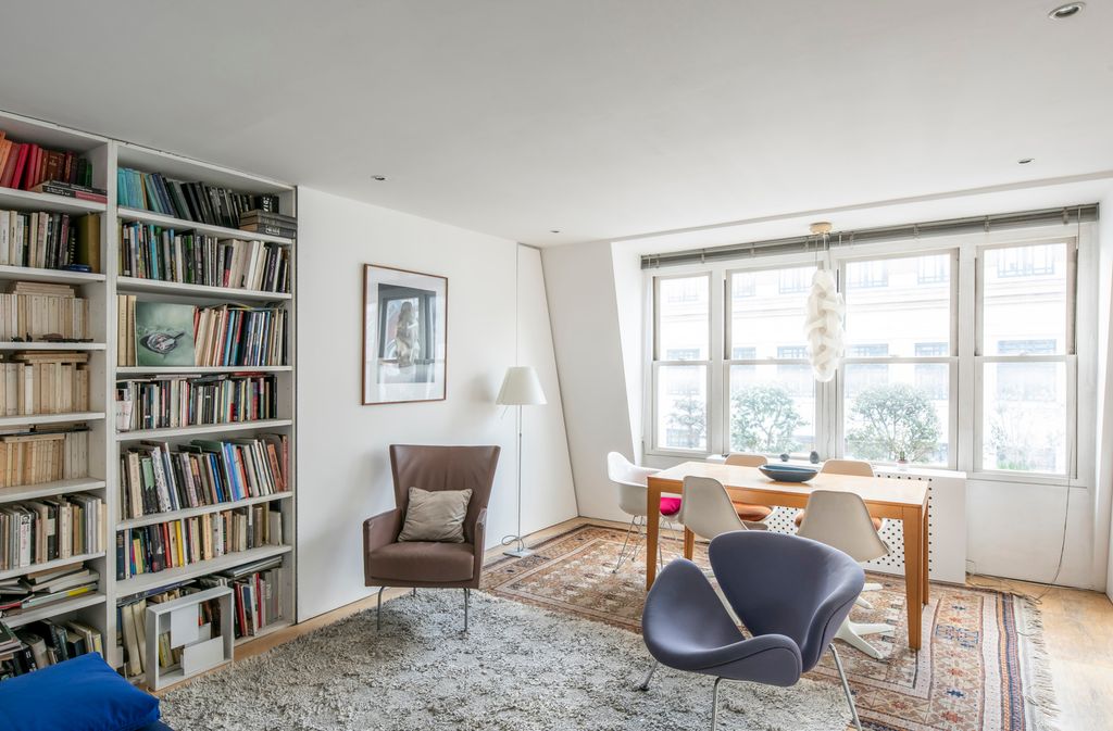 Property photo 2 of 17 74610 - Great Portland Street_The Modern House (1).Jpg