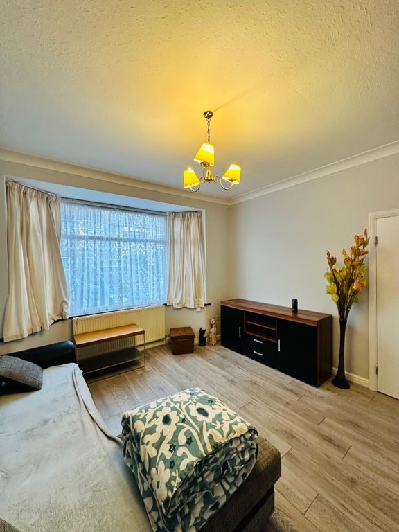 Property photo 1 of 25