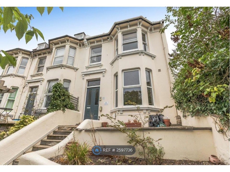 Property photo 1 of 6 Facade
