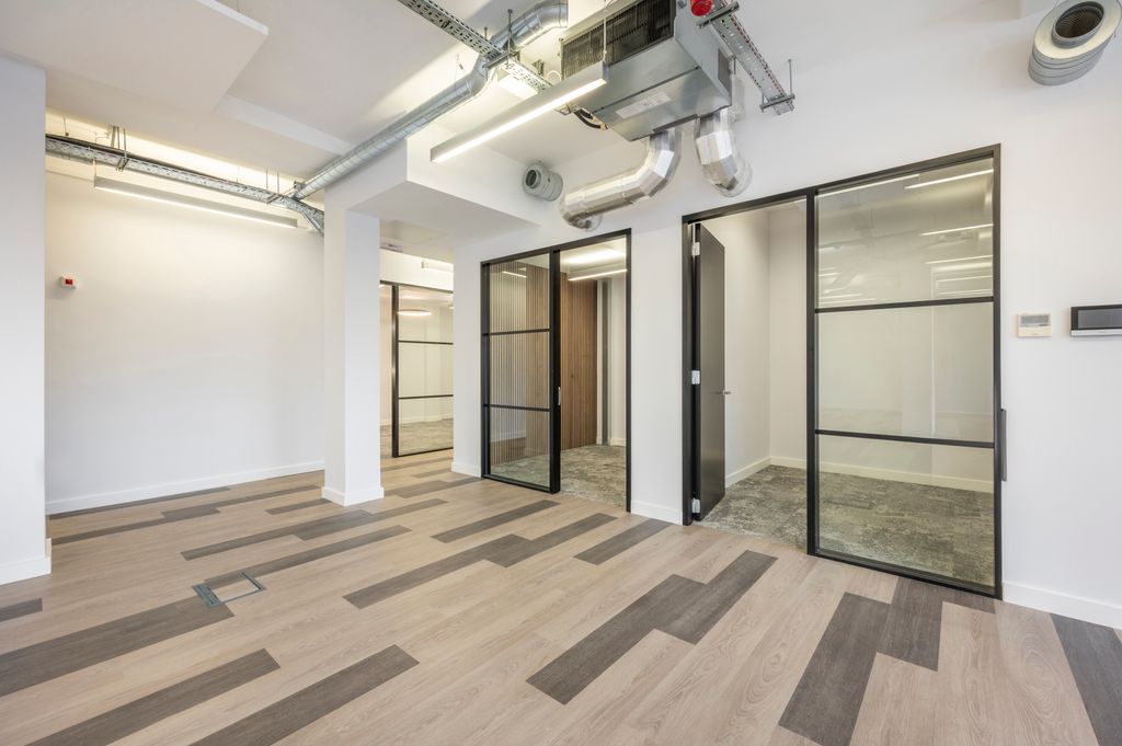Property photo 3 of 15 Office (8)