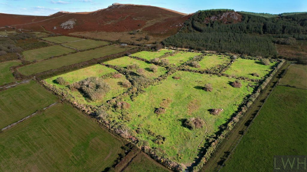 Property photo 1 of 7 Overview