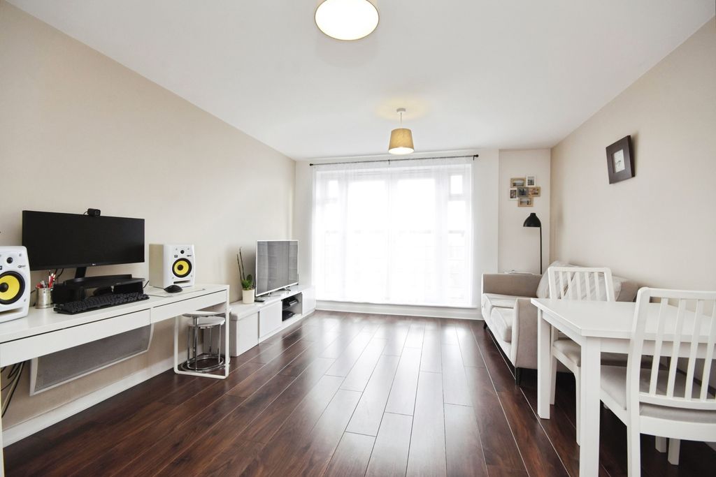 Property photo 2 of 13 Photo