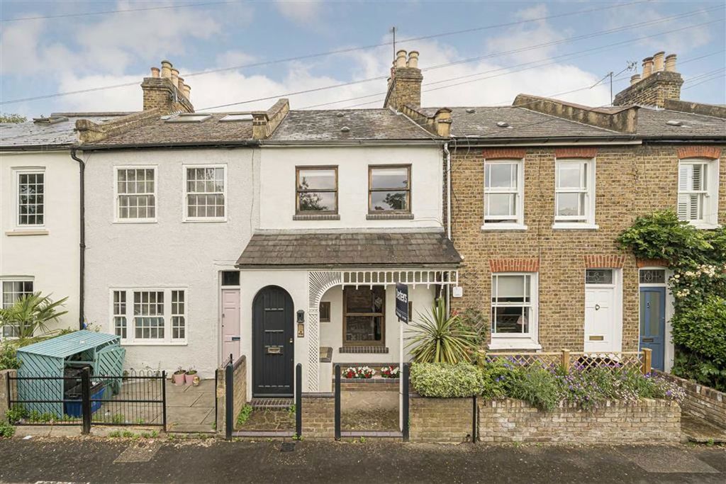Property photo 1 of 7
