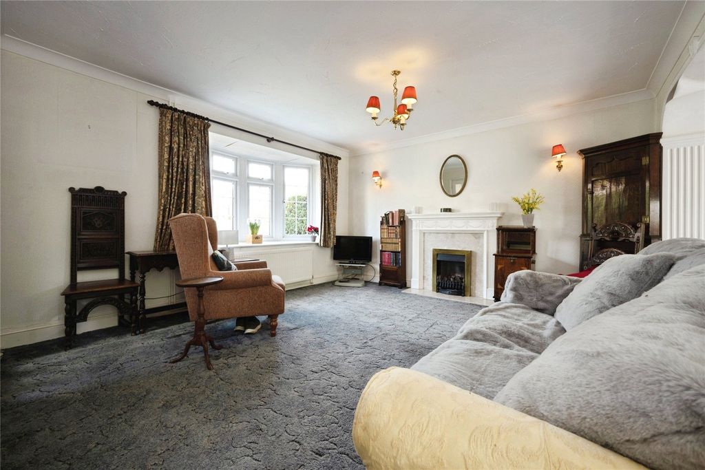Property photo 2 of 15 Picture No. 36