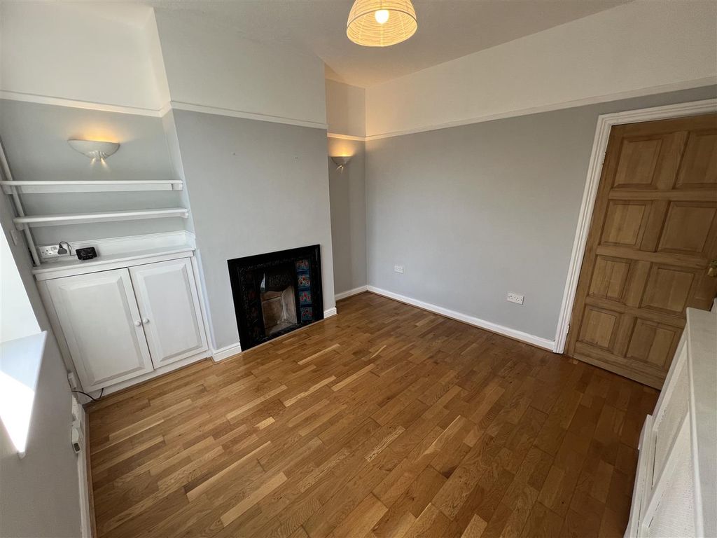 Property photo 2 of 12 Img_1579.Jpg