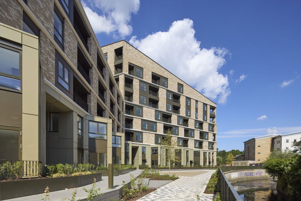 Property photo 2 of 8 Picture No. 01