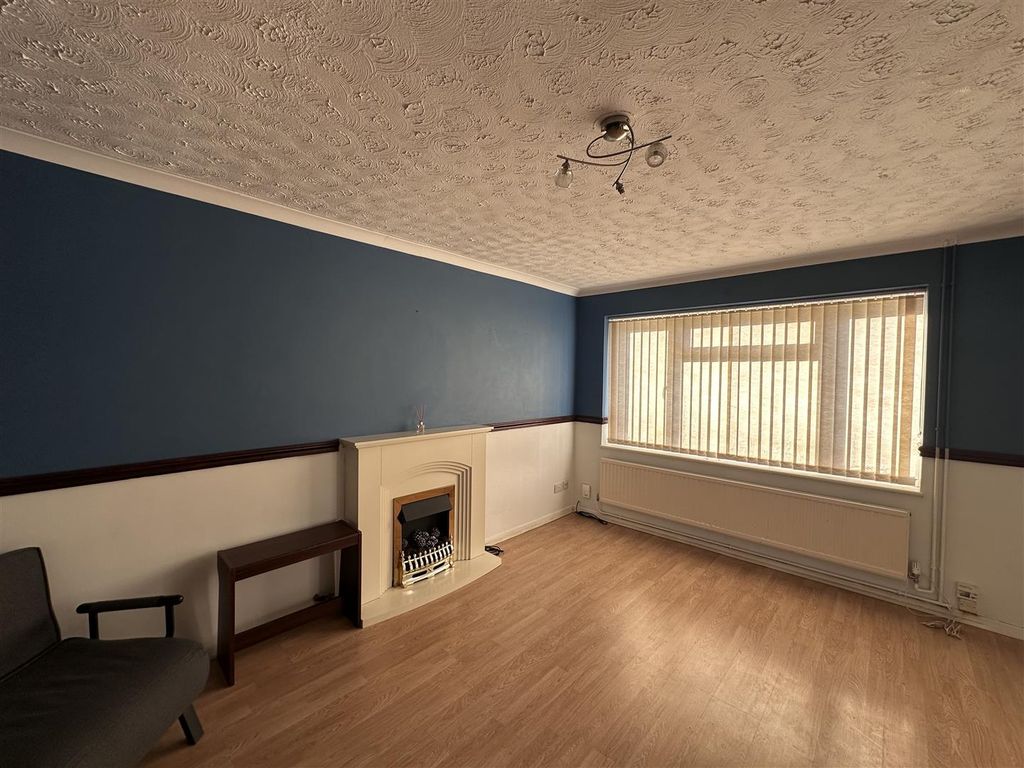 Property photo 2 of 12 Tempimage5Kgkmx.Jpg