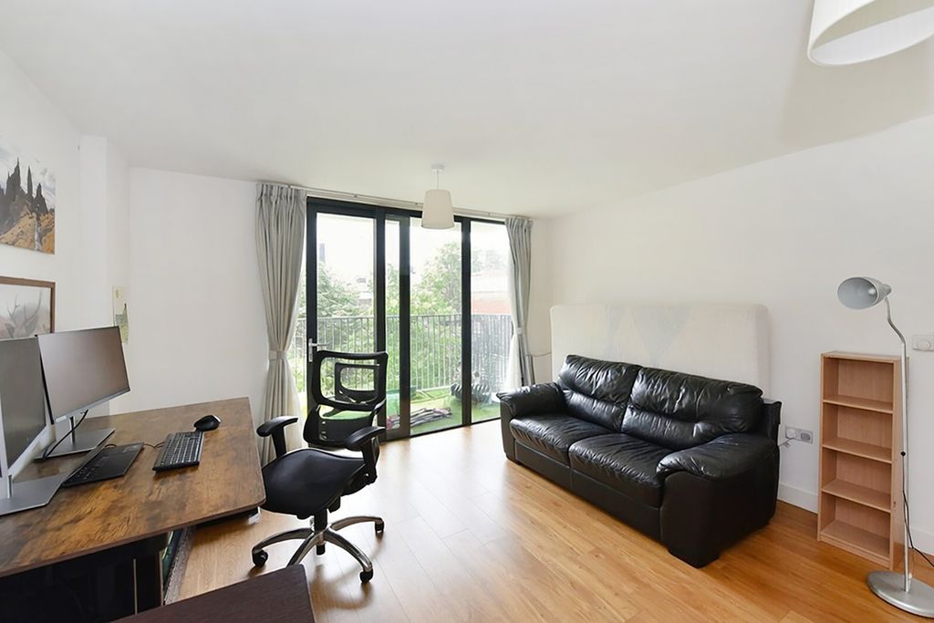 Property photo 2 of 11 Picture No. 02