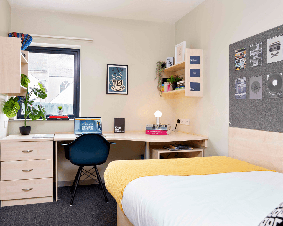 Property photo 2 of 6 7599608.Png