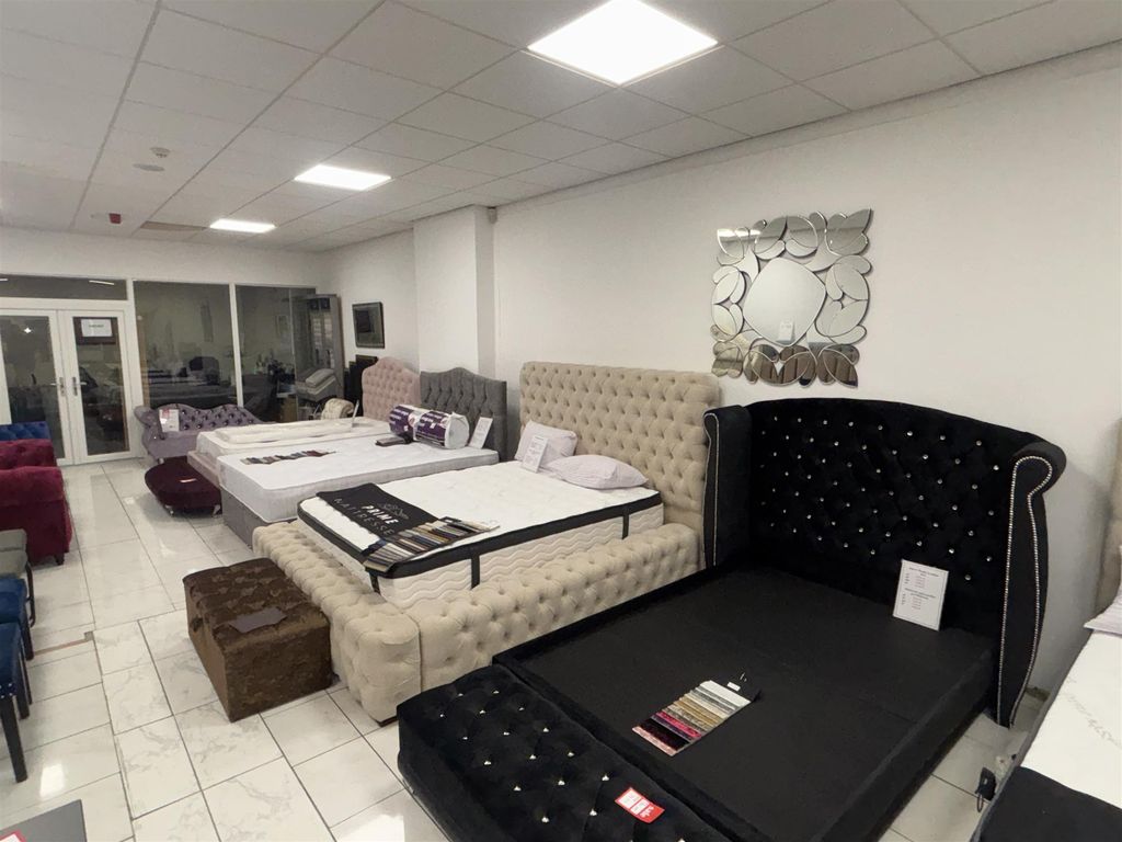 Property photo 2 of 7 Photo 1