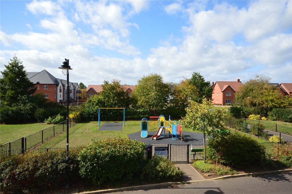 Property photo 2 of 16 Picture No. 22