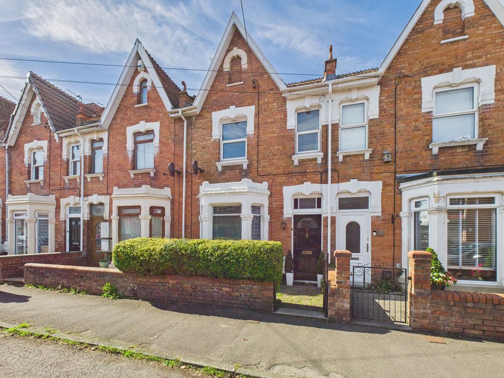 Property photo 1 of 17 Front