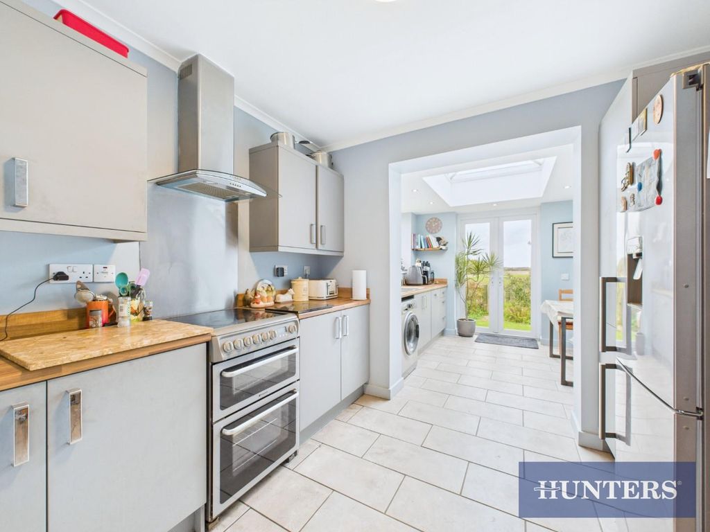 Property photo 2 of 14 Cam05333G0-Pr0034-Still011.Jpg