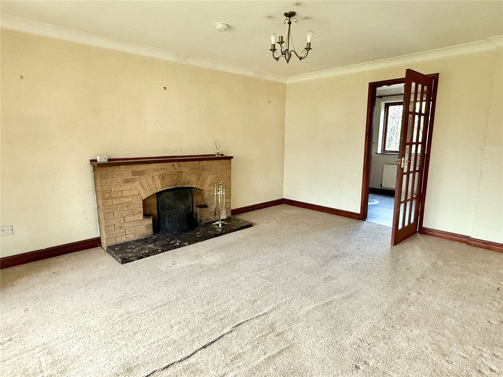 Property photo 3 of 18 Picture No. 06