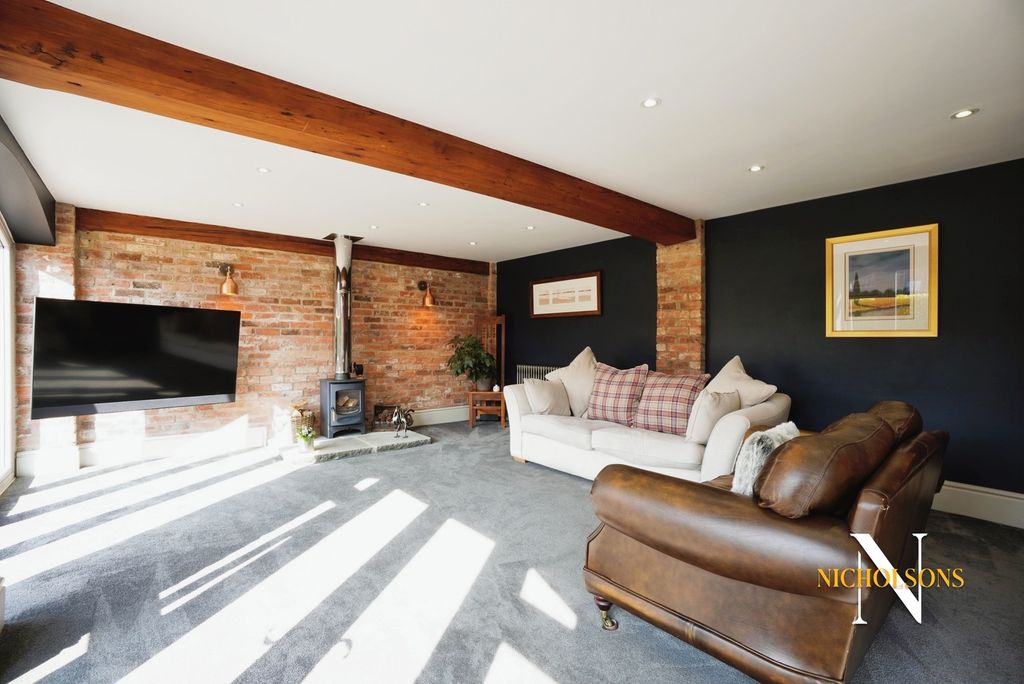 Property photo 3 of 24 1422836
