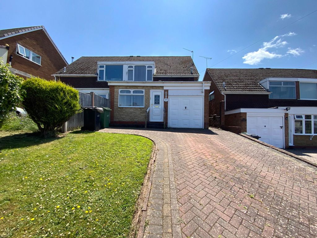 Property photo 1 of 11